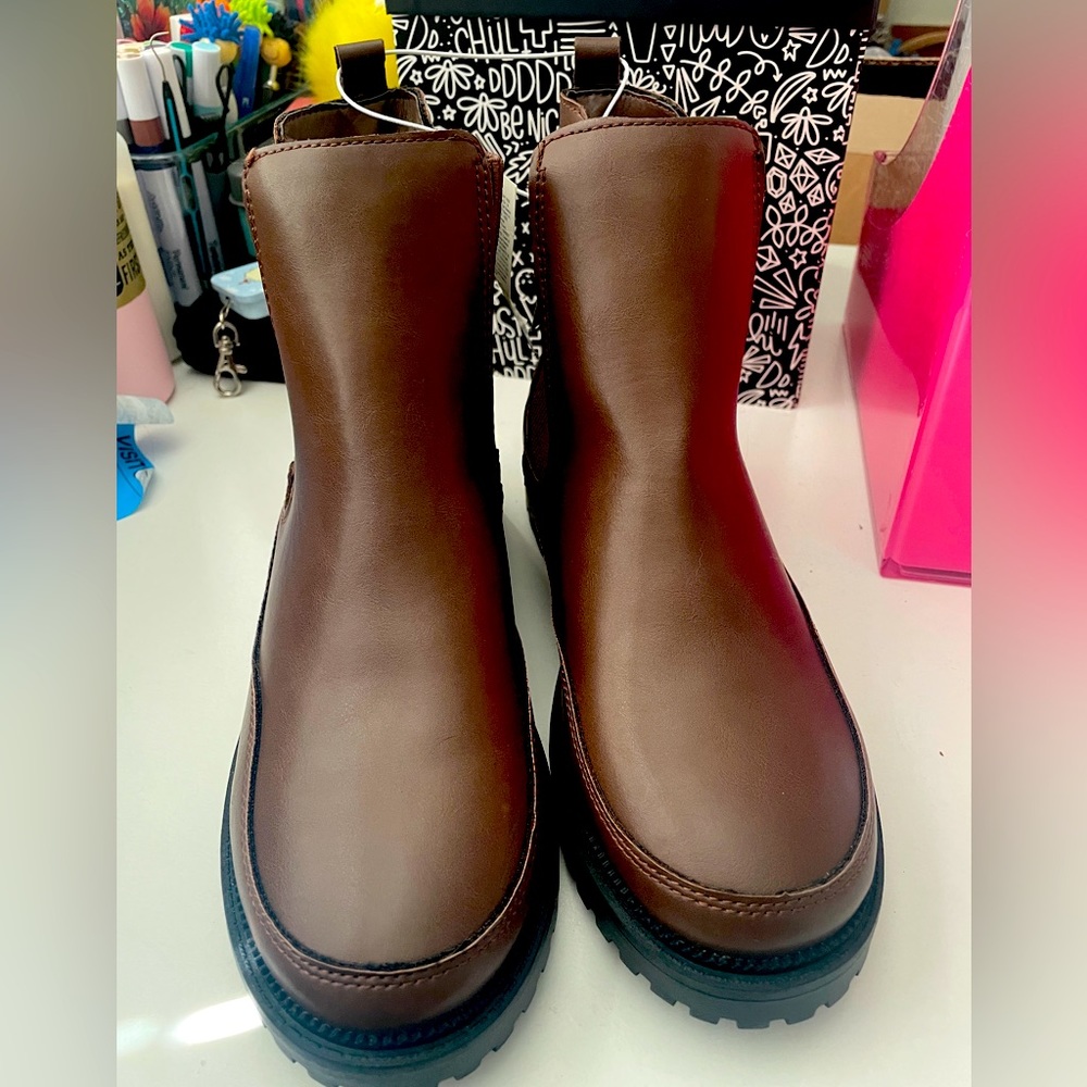 Old Navy boots. Brown. NWT, never worn.